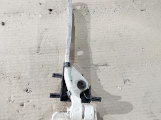 петля капота правая Volvo FH 3 поколение 2016, АКПП, белый, правый руль, 82320177