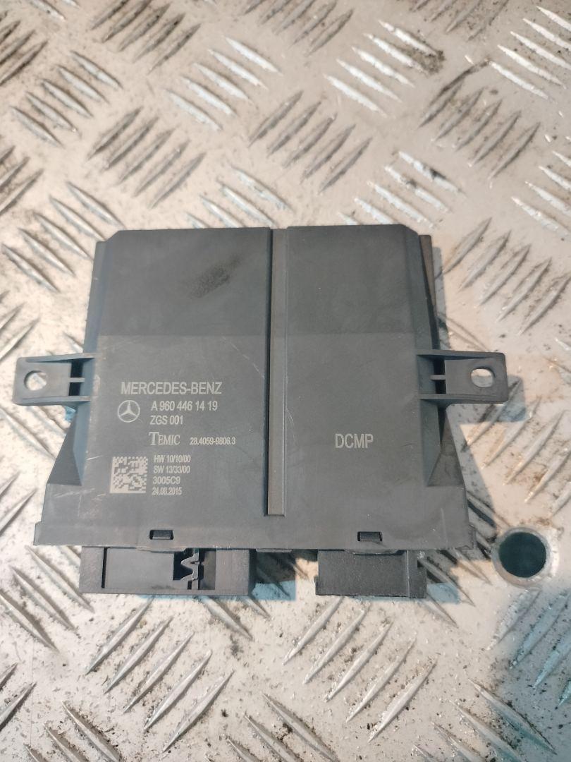 блок управления (другие) Mercedes-Benz Actros 4 поколение (MP4) 2015, 12.8 л., OM 471.900, дизель, МКПП, белый, правый руль, A9604461419 - фото №1