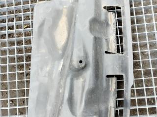 крепление ( кронштейн ) крыла Scania R 3 поколение 2012, 11.7 л., DC 12.15, дизель, МКПП, красный, правый руль, 1482415, 1435894, 1364667