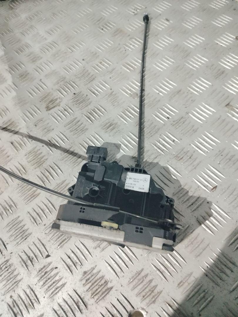 замок двери Mercedes-Benz Actros 4 поколение (MP4) 2016, om471.926, дизель, АКПП, белый, правый руль, A9607230101 - фото №1