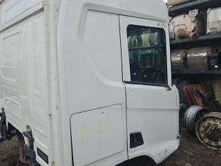 кабина Scania R 4 поколение 2019, 12.7 л., DC 13.148, дизель, АКПП, белый, правый руль, CR20, 2047000, 2044112, CR20N, 2219443, 2219444, 2046693, 2046694, 2100311, 2100312, 2046809, 2046810, 2139993, 2046747, 2046748, 2046743, 2046744, 2046755, 2046827, 2044963, 2044939, 2044940, 2044938, 2044937, 2044936, 2045059, 2045049, 2045035, 2045041, 2045042, 2045045, 2366108, 2366105, 2044133, 2044134, 2045201, 2045202, 2045323, 2045324, 2045189, 2045190, 2045219, 2045220, 2366165, 2439527