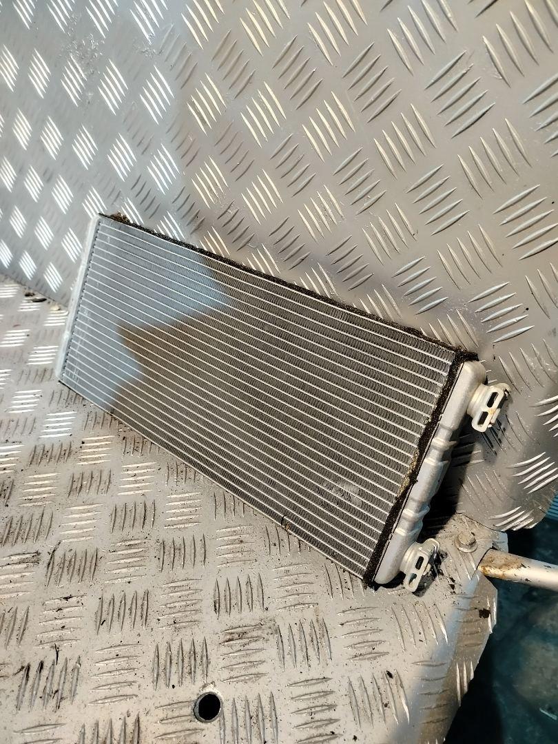 радиатор отопителя (печки) Mercedes-Benz Actros 2 поколение (MP2) (2003 - 2008), G5069 - фото №1