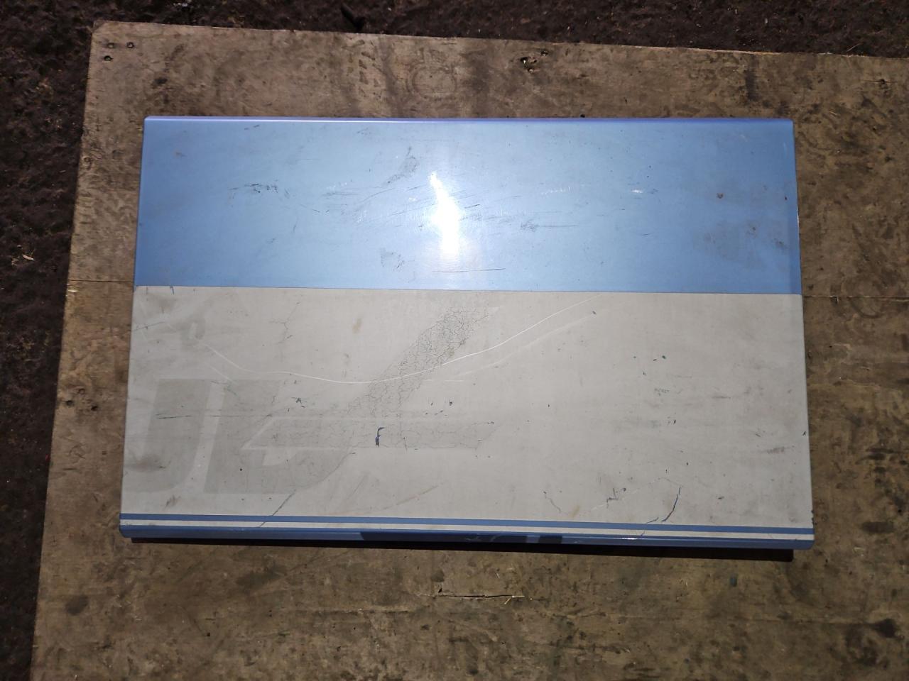 крышка инструментального ящика DAF XF 95 1 поколение 2006, голубой, грузовик, 1311495, 2048303 - фото №1