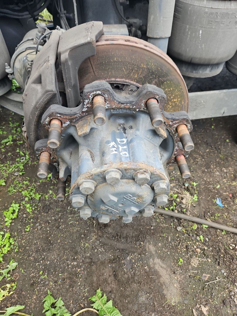 ступица задняя DAF XF 106 1 поколение 2020, MX-13, АКПП, белый, правый руль, 1812161, 2104395, 1801594, 2019802, 1657637, 1659576, 2033821 - фото №1