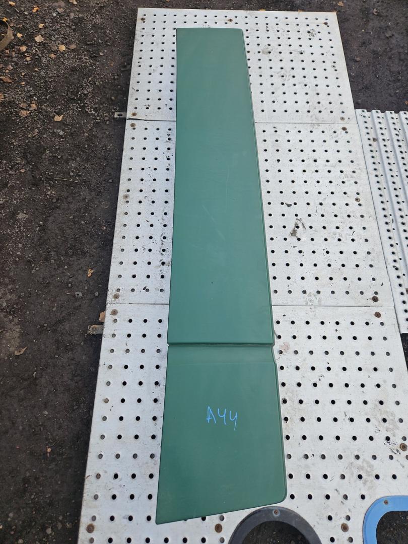 Спойлер кабины левый Mercedes-Benz Actros 4 поколение (MP4) 2017, om471.926, дизель, АКПП, зеленый, правый руль, A9607900144 - фото №1