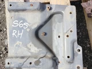 Крепление бампера переднего Scania R 3 поколение 2006, 11.7 л., HPi, DC 12.14, дизель, МКПП, серый, правый руль, 1431585