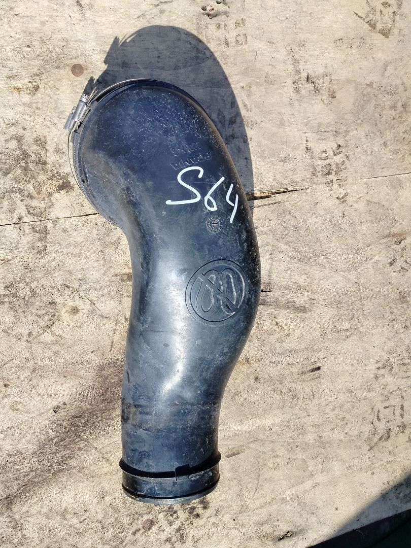 воздуховод Scania R 4 поколение 2018, 12.7 л., DC 13.148, дизель, АКПП, белый, правый руль, 2275743 - фото №1