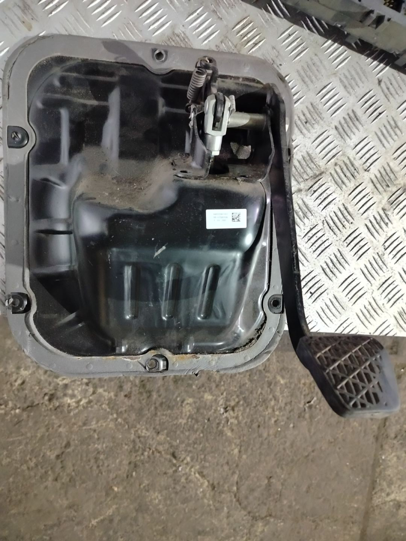 узел педальный (блок педалей) Mercedes-Benz Actros 4 поколение (MP4) 2016, om471.926, дизель, АКПП, белый, правый руль, A9602941401 - фото №1