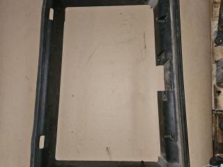 Рамка инструментального ящика правая Scania R 3 поколение 2012, 1891518, 1879894, 1761698, 1761696, 1891520