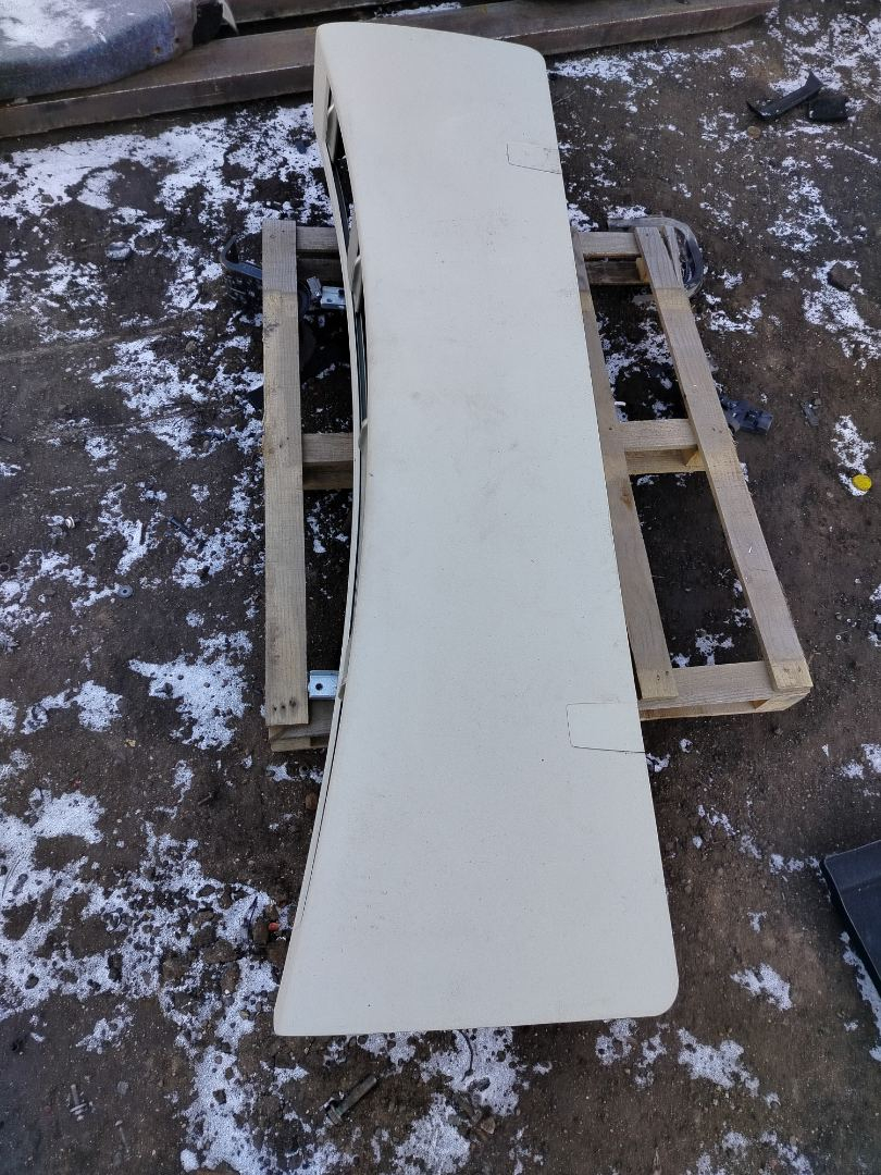 вещевой отсек Volvo FH 3 поколение 2014, 12.8 л., D13K500, дизель, белый, правый руль, 82882811 - фото №1