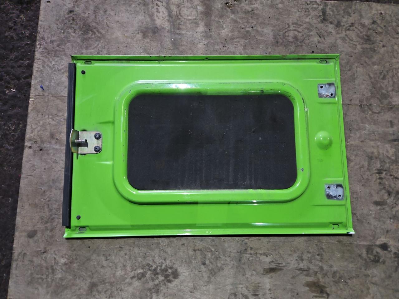крышка инструментального ящика DAF XF 105 1 поколение 2008, зеленый, грузовик, 1311495, 2048303 - фото №1