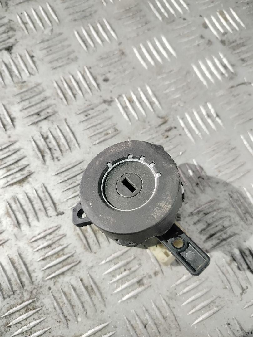 замок зажигания Volvo FH 3 поколение 2013, 12.8 л., D13C500, дизель, АКПП, серый, правый руль, 22142727, 22336369 - фото №1