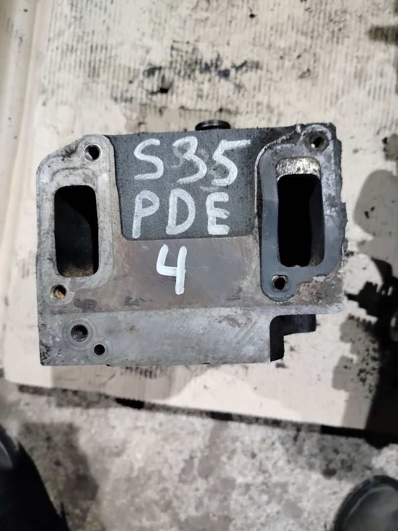 головка блока цилиндров Scania R 3 поколение 2008, 1450057, 1448282, 2128881, 1912792, 1846125, 1743124, 1421746, 1420001, 1412089, 1395661, 1371159 - фото №1