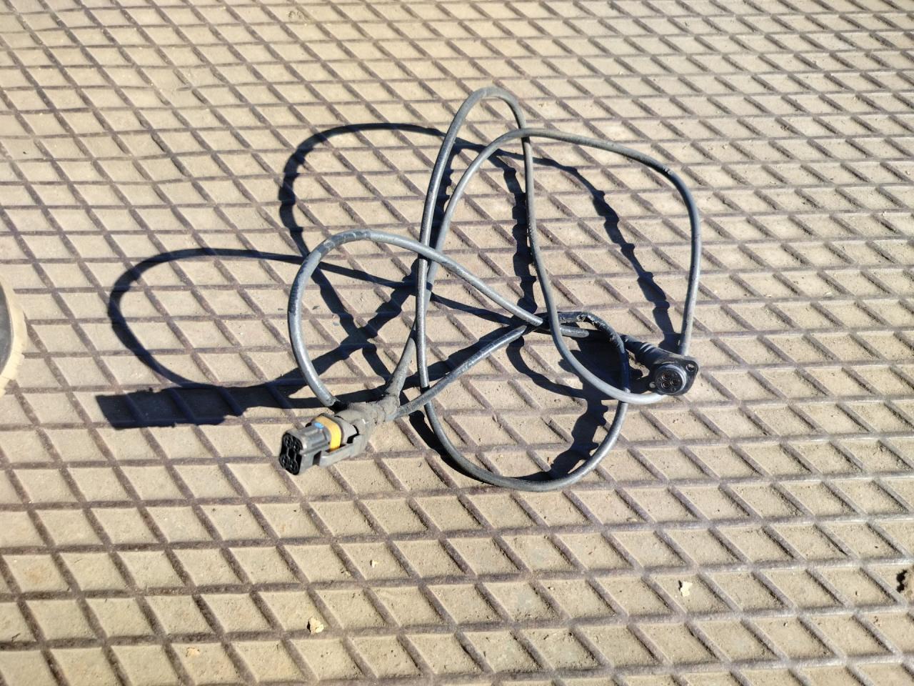 Кабель датчика износа колодок MAN TGX 1 поколение 2017, 12.4 л., D 2676 LF 52, дизель, АКПП, белый, правый руль, 81254605547, 81254596013, 81254566602 - фото №1