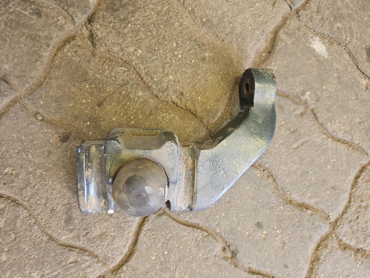 крепление амортизатора Scania R 3 поколение 2012, 1354061 - фото №1