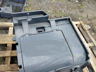 ящик под инструменты MAN TGX 1 поколение 2016, 12.4 л., D 2676 LF 46, дизель, АКПП, белый, правый руль, 81669126201, 81669126179, 81669126260, 81669126279