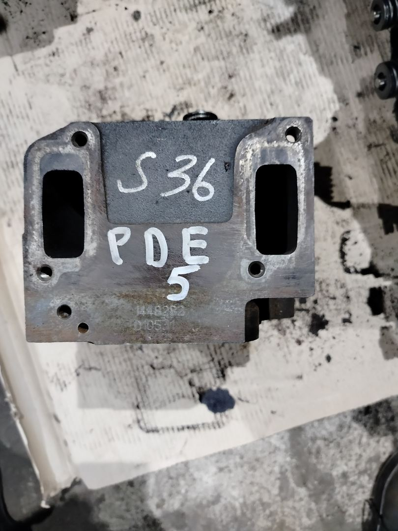 головка блока цилиндров Scania R 3 поколение 2013, 12.7 л., DC 13.111, дизель, синий, грузовик, 2183414, 2005246, 1826959, 1857822, 2406967, 570995 - фото №1