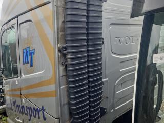воздухозаборник Volvo FH 3 поколение 2013, 12.8 л., D13C500, дизель, АКПП, серый, правый руль, 21122159