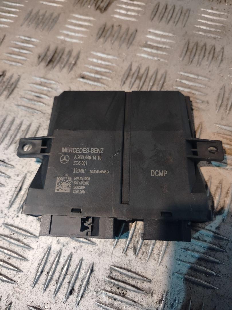 блок управления (другие) Mercedes-Benz Actros 4 поколение (MP4) 2014, 12.8 л., OM 471.900, дизель, белый, правый руль, A9604461419 - фото №1