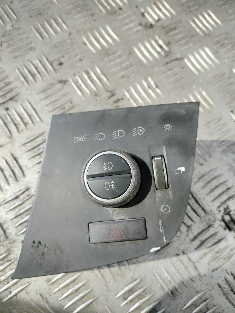 переключатель света Volvo FH 3 поколение 2016, АКПП, белый, правый руль, 21762241, 22154333 - фото №1