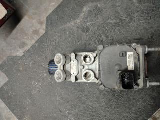 кран главный тормозной Mercedes-Benz Actros 4 поколение (MP4) 2015, 12.8 л., OM 471.900, дизель, МКПП, белый, правый руль, A0044311406, A0044313306, 4800030300, A0044314906