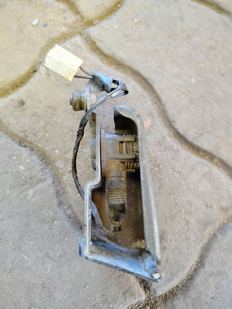 Датчик педали тормоза (лягушка) DAF XF 105 1 поколение (2005 - 2013), 1453806 - фото №1