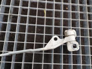 петля капота правая Volvo FH 3 поколение 2014, 12.8 л., D13K500, дизель, белый, правый руль, 82320177