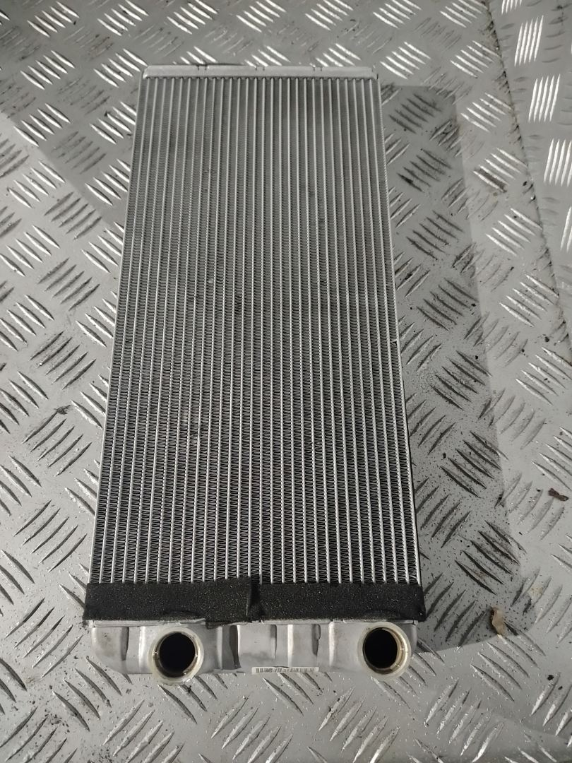 радиатор отопителя (печки) Volvo FH 3 поколение 2014, 12.8 л., D13K500, дизель, белый, правый руль, 82348993 - фото №1