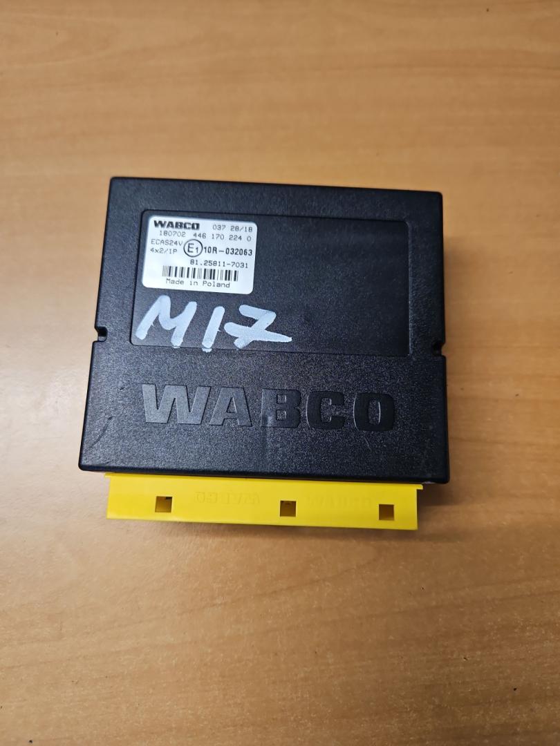 блок управления подвеской MAN TGX 1 поколение 2018, 12.4 л., D 2676 LF 52, дизель, АКПП, белый, правый руль, 81258117031, 81258117024 - фото №1