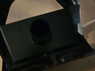 крышка инструментального ящика Scania R 3 поколение 2012, 12.7 л., DC 13.111, дизель, грузовик, 1422956, 1539877, 1370328, 1349315, 1522294, 1396680, 1350133, 1738300, 1346122