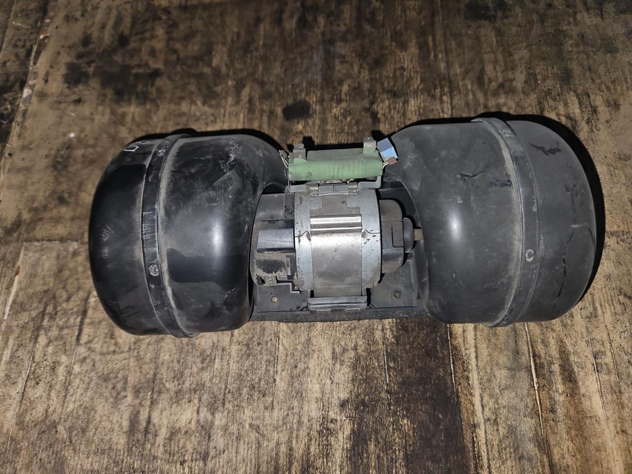 моторчик печки DAF XF 105 1 поколение 2011, 12.9 л., MX-13 340, дизель, белый, 1672646 - фото №1