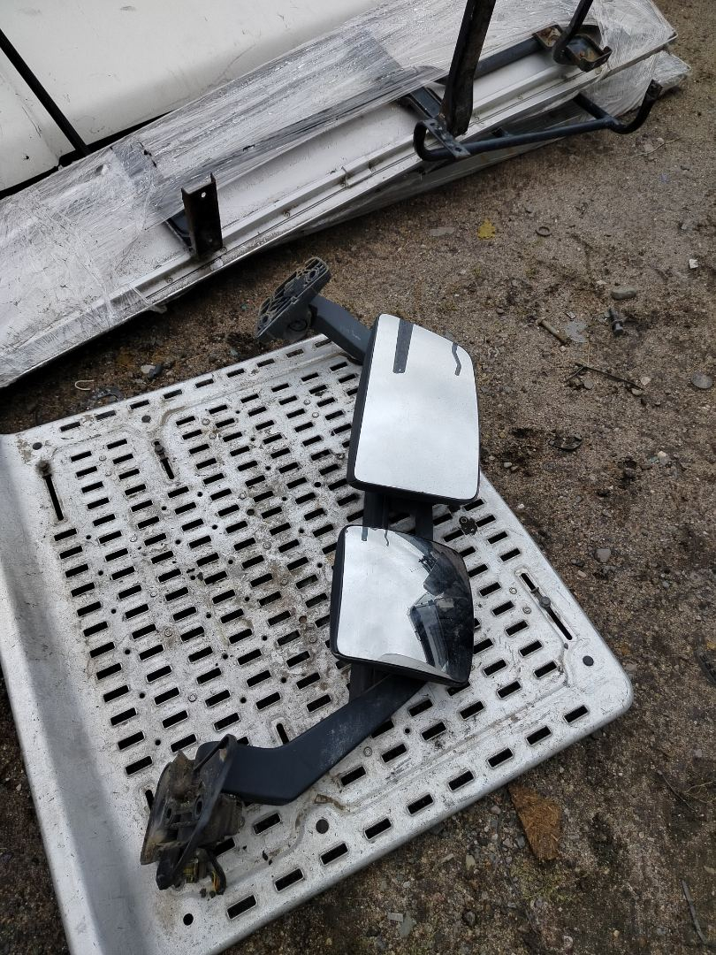 зеркало наружное правое Volvo FH 3 поколение 2013, 12.8 л., D13C500, дизель, АКПП, серый, правый руль, 82943712 - фото №1