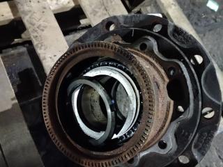 ступица задняя Mercedes-Benz Actros 4 поколение (MP4) 2015, 12.8 л., OM 471.900, дизель, белый, правый руль, A9463560201, A9603561801