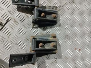 кронштейн (крепление) Mercedes-Benz Actros 4 поколение (MP4) 2014, 12.8 л., OM 471.900, дизель, белый, правый руль, A9607932450, A9607901331, A9607930015