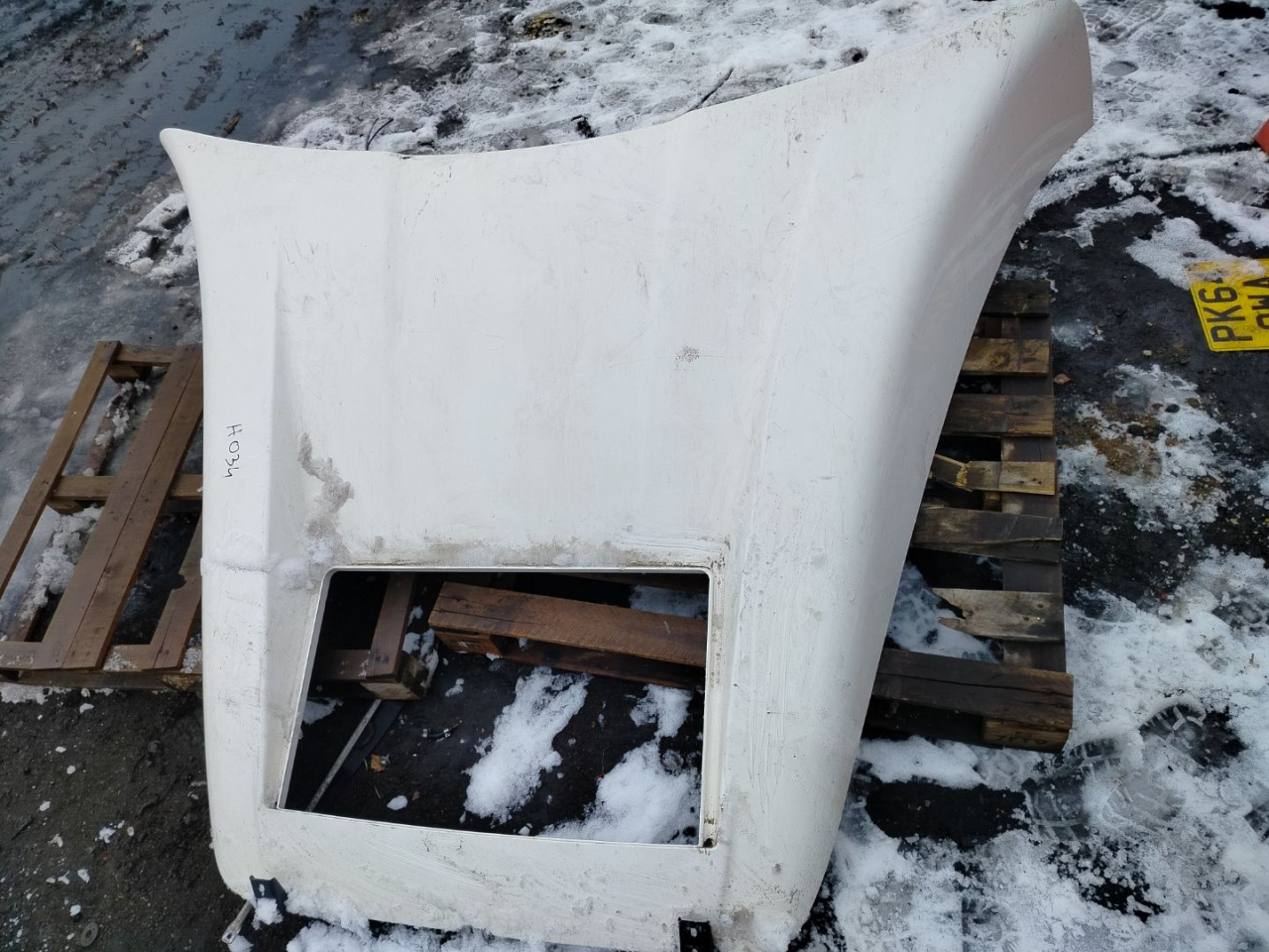 Спойлер кабины верхний MAN TGX 1 поколение 2018, 12.4 л., D 2676 LF 51, дизель, АКПП, белый, правый руль, 81629105317, 81629105318, 81629105341, 81629106218 - фото №1