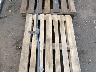 Кронштейн спойлера Mercedes-Benz Actros 3 поколение (MP3) 2013, 11.9 л., OM 541.976, дизель, робот, белый, правый руль, A9417931014, A9437930314, A9417901704