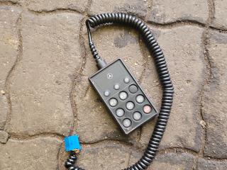 пульт управления пневмоподвеской Mercedes-Benz Actros 3 поколение (MP3) 2013, 11.9 л., OM 541.976, дизель, робот, белый, правый руль, A0015458313, 4460563340