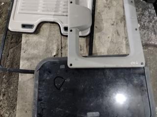 люк DAF XF 105 1 поколение 2008, 1918481, 1690127, 1314573, 1337470, 1345215, 1651696