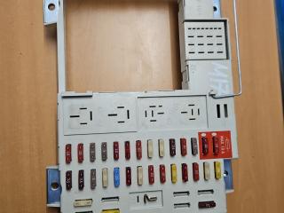 блок предохранителей MAN TGX 1 поколение 2018, 12.4 л., D 2676 LF 52, дизель, АКПП, белый, правый руль, 81254446074, 896071