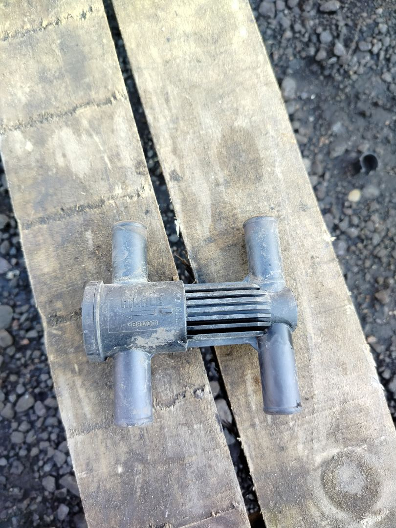 кран отопителя (печки) MAN TGX 1 поколение 2018, 12.4 л., D 2676 LF 51, дизель, АКПП, белый, правый руль, GB917001, 81619670025 - фото №1