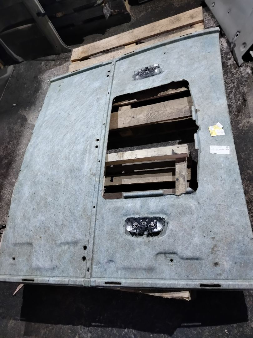 обшивка салона Mercedes-Benz Actros 4 поколение (MP4) 2017, om471.926, дизель, МКПП, белый, правый руль, A9606909257 - фото №1