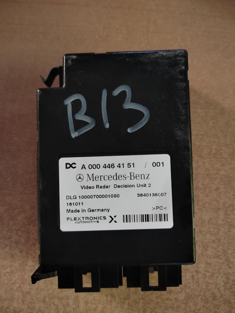 блок управления (другие) Mercedes-Benz Actros 4 поколение (MP4) 2016, om471.926, дизель, АКПП, белый, правый руль, A0004464151 - фото №1