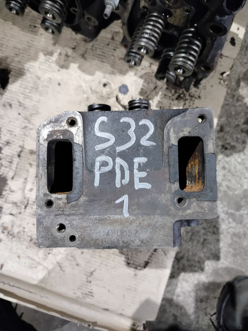 головка блока цилиндров Scania 4-Series 2007, 1450057, 1448282, 1912792, 1846125, 1743124, 1421746, 1420001, 1412089, 1395661, 1371159 - фото №1