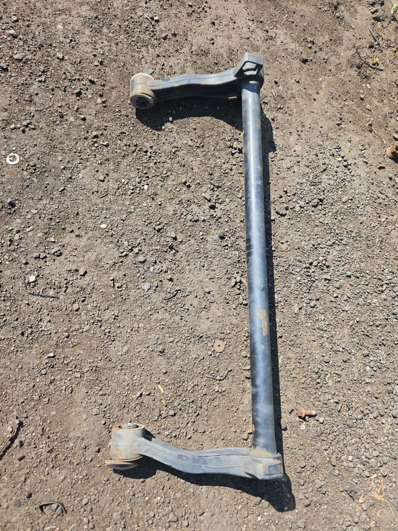 торсион кабины MAN TGX 1 поколение 2018, 12.4 л., D 2676 LF 52, дизель, АКПП, белый, правый руль, 81417156015, 81417156016, 81417156019 - фото №1