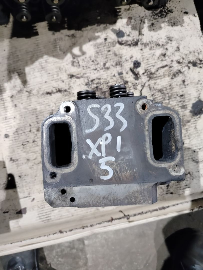 головка блока цилиндров Scania P 3 поколение 2012, 12.7 л., DC 13.05, дизель, голубой, грузовик, 1921303, 2005283, 2330322, 1874583, 1855950, 1849155, 570993, 2026054 - фото №1