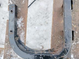 крепление ( кронштейн ) крыла Volvo FH 3 поколение 2014, 12.8 л., D13K500, дизель, белый, правый руль, 82373920