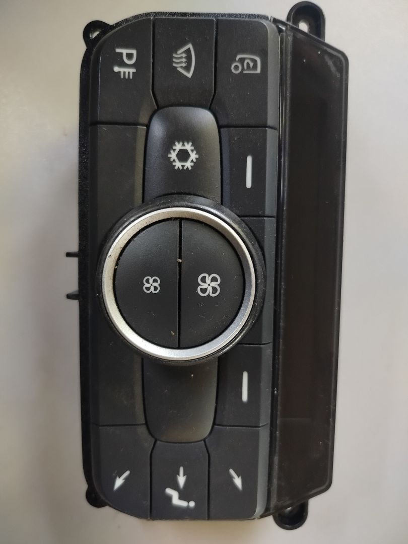 блок управления печки / климат-контроля DAF XF 106 1 поколение 2017, MX-13, белый, правый руль, 2136831, 2302624, 2324192 - фото №1