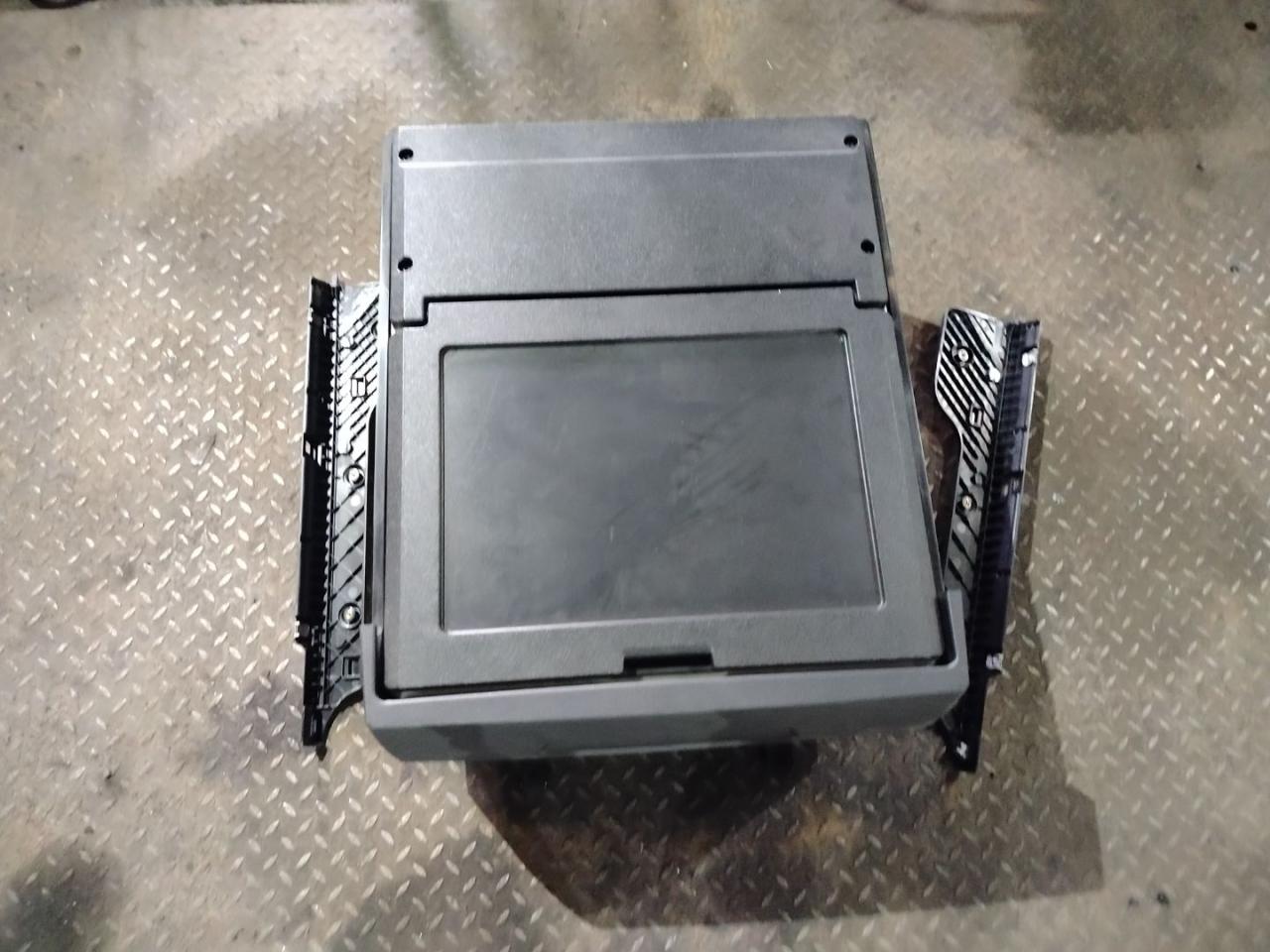 холодильная установка Mercedes-Benz Actros 4 поколение (MP4) 2015, 12.8 л., OM 471.900, дизель, МКПП, белый, правый руль, A9608401143 - фото №1