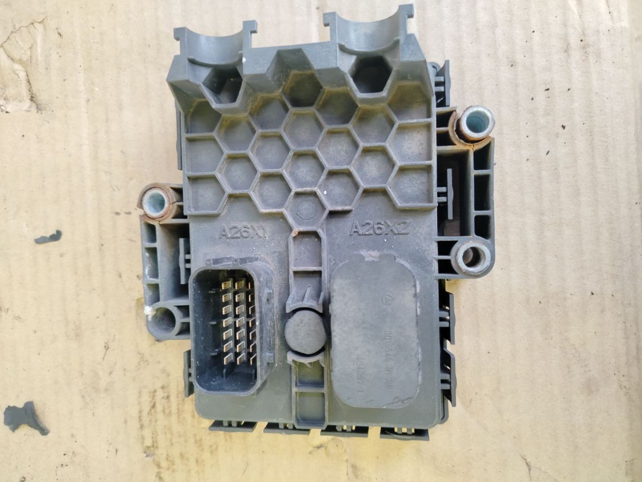 блок управления (другие) Mercedes-Benz Actros 4 поколение (MP4) 2015, 12.8 л., OM 471.900, дизель, белый, правый руль, A0034463817, A0034461617, A0034462217, A0034463117, A0034463517, A0034462417 - фото №1