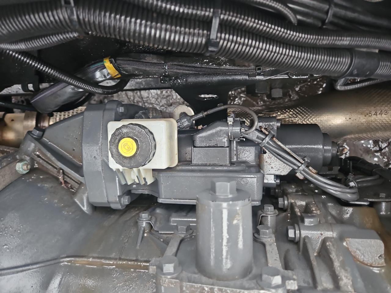 пневмогидроусилитель сцепления MAN TGX 1 поколение 2018, 12.4 л., D 2676 LF 52, дизель, АКПП, белый, правый руль, 81307256124, 81307256123, 81307259123, 81307259124, 81307259126 - фото №1